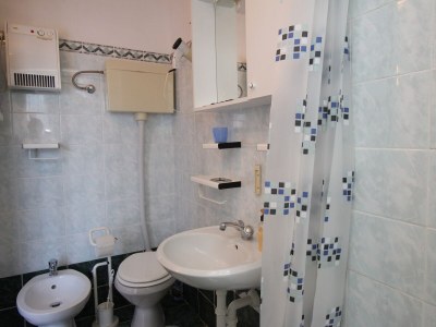 Apartment Two bedroom apartment with terrace Šilo, Krk A-18760-c - Outdoor photo 19