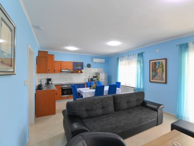 Apartment Two bedroom apartment with terrace and sea view Opatija A-7916-a - Outdoor photo 11