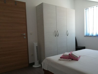 Apartment Two bedroom apartment with balcony and sea view Ribarica, Karlobag A-24233-e - Outdoor photo 19