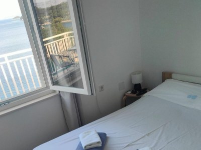 Apartment Two bedroom apartment with terrace and sea view Sobra, Mljet A-24530-a - Outdoor photo 8