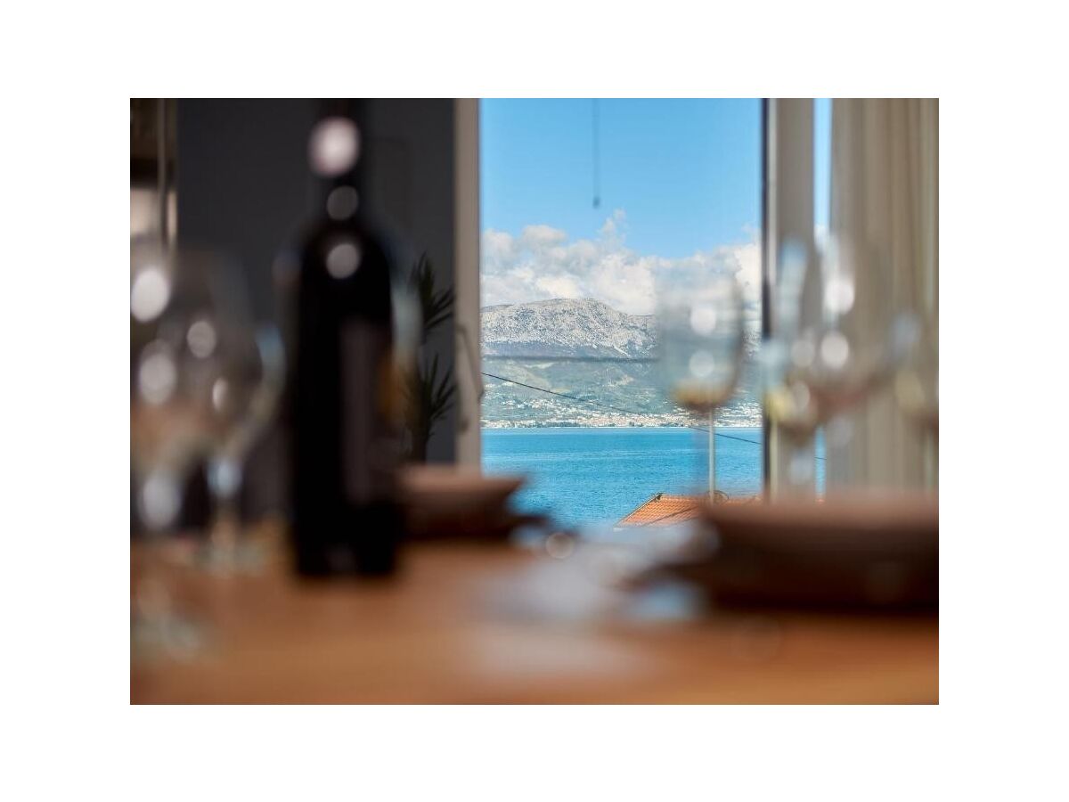 Apartment Three bedroom apartment with terrace and sea view Arbanija, Čiovo A-24254-a