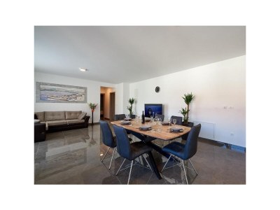 Apartment Three bedroom apartment with terrace and sea view Arbanija, Čiovo A-24254-a - Outdoor photo 15