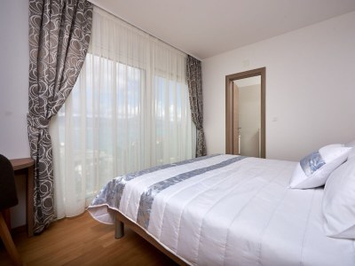 Apartment Three bedroom apartment with terrace and sea view Arbanija, Čiovo A-24254-a - Outdoor photo 28