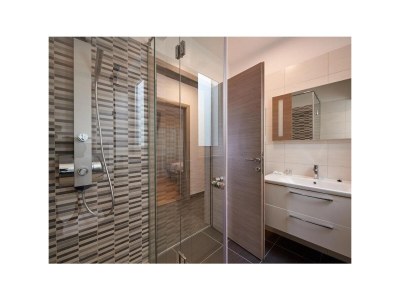 Apartment Three bedroom apartment with terrace and sea view Arbanija, Čiovo A-24254-a - Outdoor photo 36