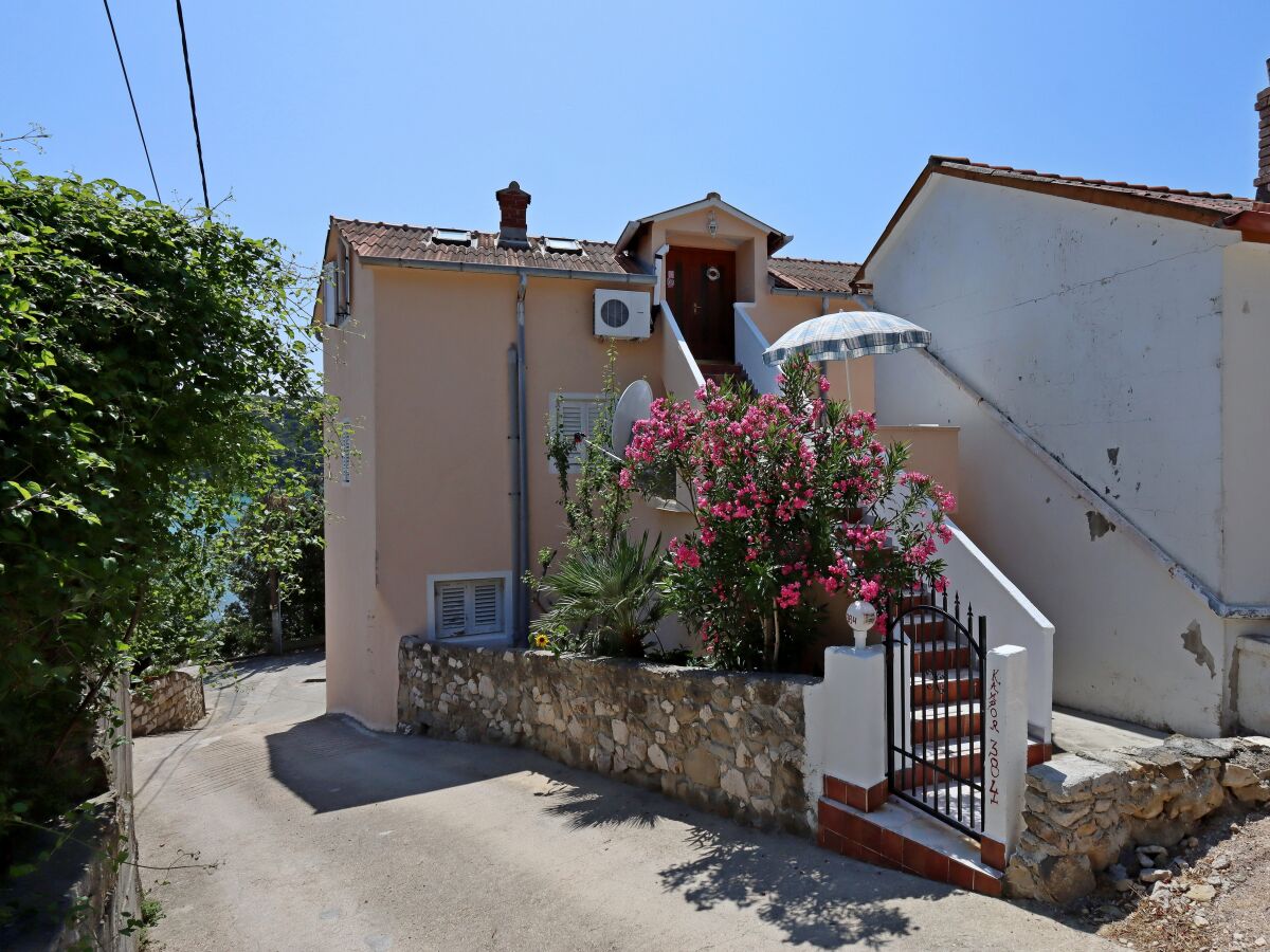 Apartment Studio flat with terrace Kampor, Rab AS-24630-a