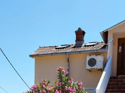 Apartment Studio flat with terrace Kampor, Rab AS-24630-a - Outdoor photo 2