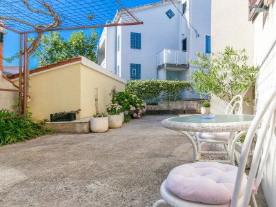 Apartment Two bedroom apartment with balcony and sea view Slatine, Čiovo A-24266-b - Outdoor photo 10