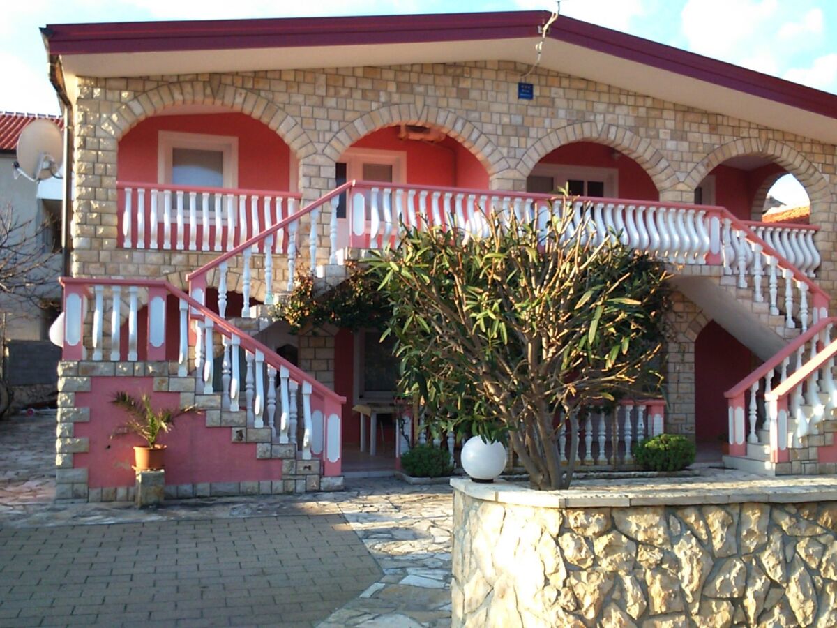 Apartment Two bedroom apartment with terrace and sea view Vir A-18140-c - Outdoor photo 2