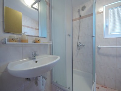 Apartment Two bedroom apartment with terrace and sea view Vir A-18140-c - Outdoor photo 10