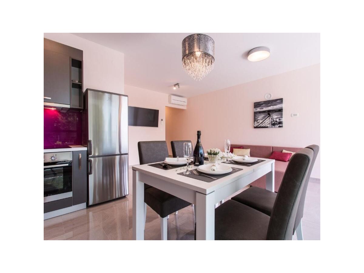 Apartment Two bedroom apartment with terrace and sea view Malinska, Krk A-24664-a - Outdoor photo 5