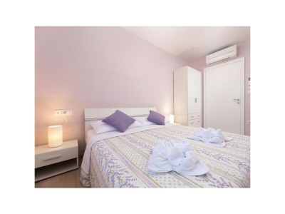 Apartment Two bedroom apartment with terrace and sea view Malinska, Krk A-24664-a - Outdoor photo 9