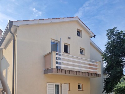 Apartment Two bedroom apartment with balcony Lopar, Rab A-24754-a - Outdoor photo 3
