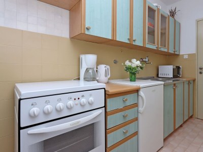 Apartment Two bedroom apartment with terrace Selce, Crikvenica A-24439-a - Outdoor photo 12