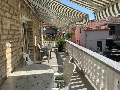 Apartment Four-bedroom apartment with balcony Bibinje, Zadar A-24788-a - Outdoor photo 16