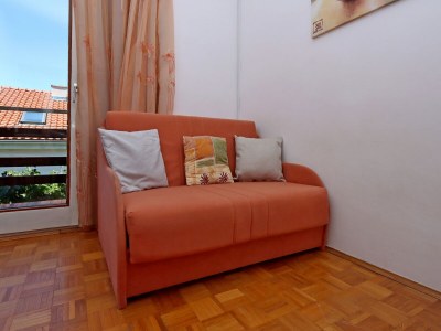 Apartment One bedroom apartment with balcony and sea view Selce, Crikvenica A-24439-b - Outdoor photo 9