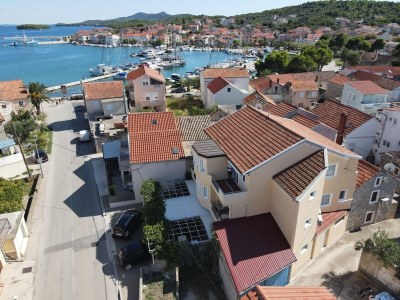 Apartment One bedroom apartment with terrace and sea view Kukljica, Ugljan A-24795-a - Outdoor photo 2