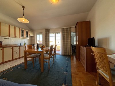 Apartment One bedroom apartment with terrace and sea view Kukljica, Ugljan A-24795-a - Outdoor photo 4