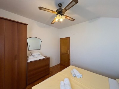 Apartment One bedroom apartment with terrace and sea view Kukljica, Ugljan A-24795-a - Outdoor photo 8