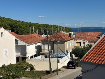 Apartment One bedroom apartment with terrace and sea view Kukljica, Ugljan A-24795-a - Outdoor photo 14