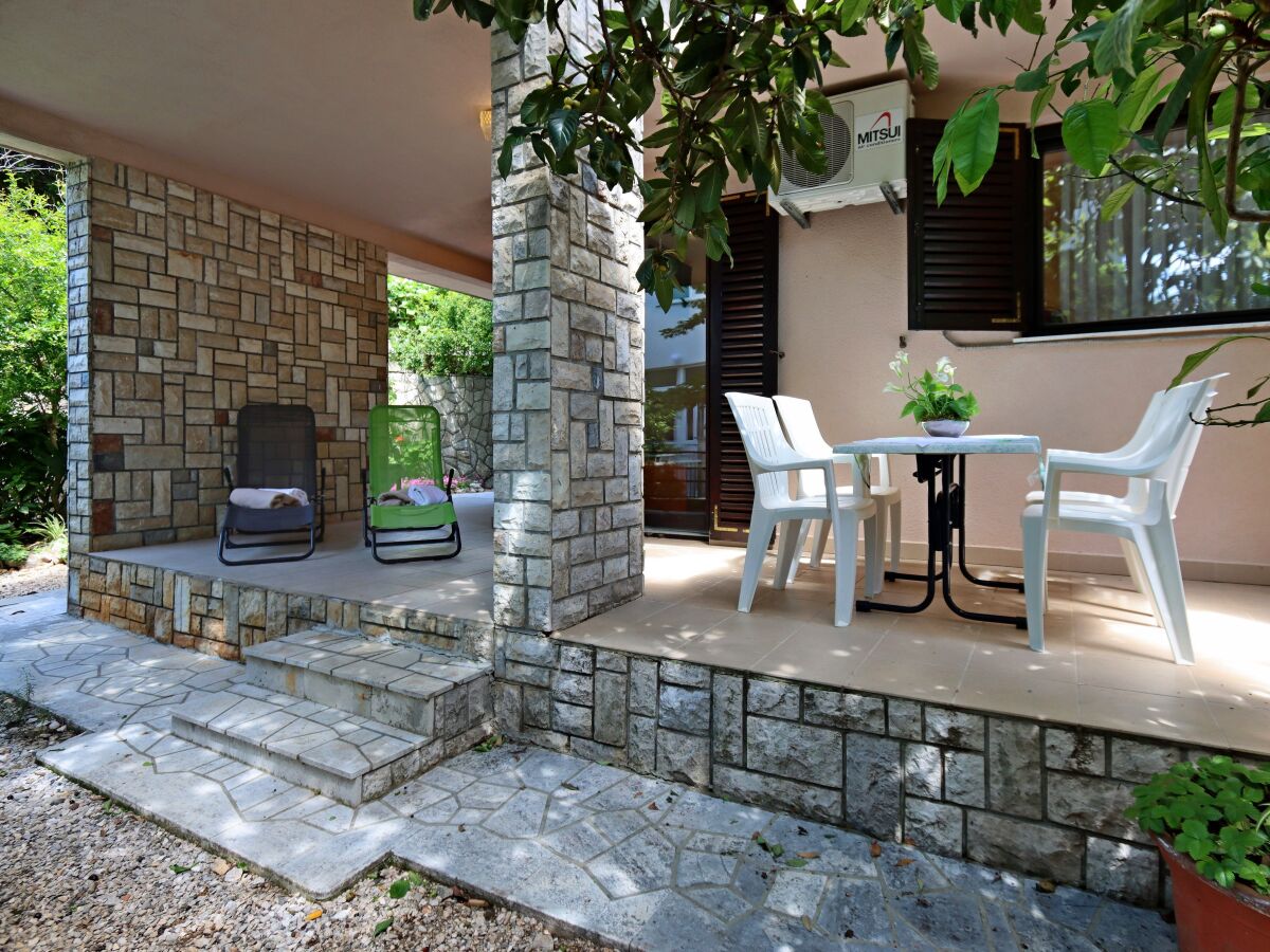 Apartment One bedroom apartment with terrace Selce, Crikvenica A-24450-a - Outdoor photo 5