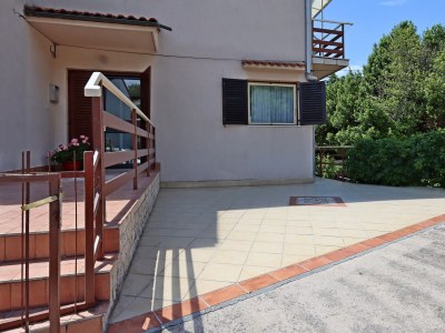 Apartment One bedroom apartment with terrace Selce, Crikvenica A-24450-a - Outdoor photo 7