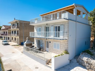 Holiday house Four-bedroom house with terrace and sea view Rogotin, Neretva Delta - Ušće Neretve K-24802 - Outdoor photo 5