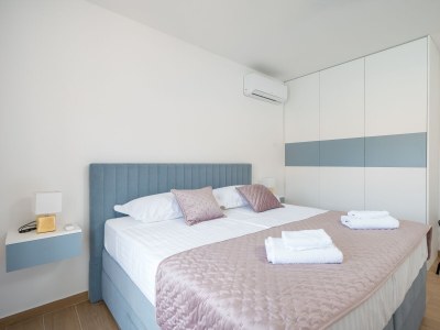 Holiday house Four-bedroom house with terrace and sea view Rogotin, Neretva Delta - Ušće Neretve K-24802 - Outdoor photo 23