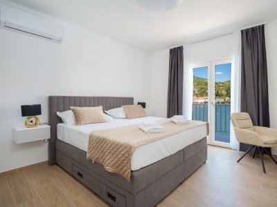 Holiday house Four-bedroom house with terrace and sea view Rogotin, Neretva Delta - Ušće Neretve K-24802 - Outdoor photo 25