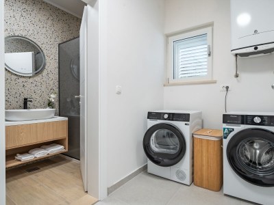 Holiday house Four-bedroom house with terrace and sea view Rogotin, Neretva Delta - Ušće Neretve K-24802 - Outdoor photo 41