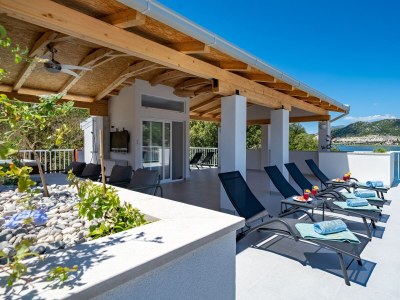 Holiday house Four-bedroom house with terrace and sea view Rogotin, Neretva Delta - Ušće Neretve K-24802 - Outdoor photo 46