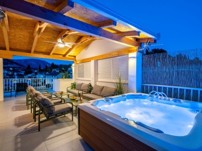 Holiday house Four-bedroom house with terrace and sea view Rogotin, Neretva Delta - Ušće Neretve K-24802 - Outdoor photo 55