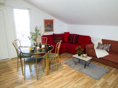 Apartment One bedroom apartment with terrace Seline, Paklenica A-24806-a - Outdoor photo 7