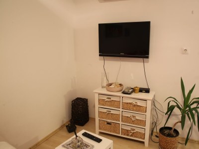 Apartment One bedroom apartment with terrace and sea view Seline, Paklenica A-24806-b - Outdoor photo 10