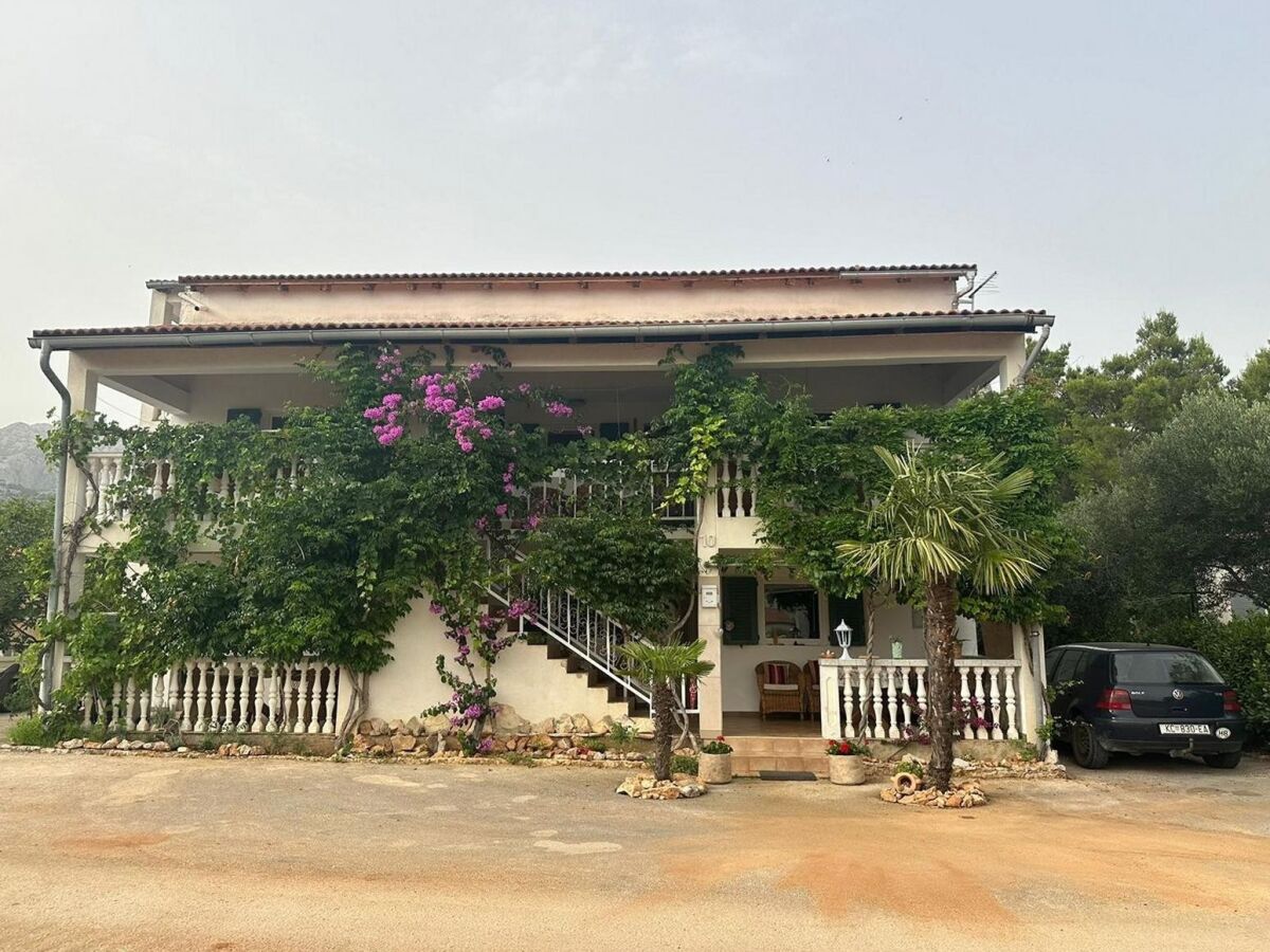 Apartment One bedroom apartment with terrace Seline, Paklenica A-24806-c