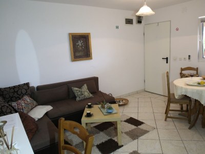 Apartment One bedroom apartment with terrace Seline, Paklenica A-24806-d - Outdoor photo 9