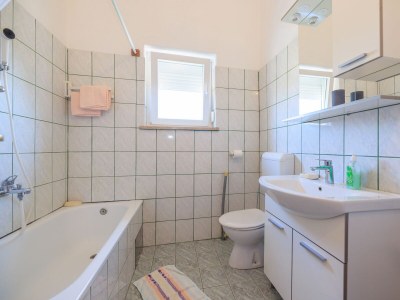 Apartment One bedroom apartment with balcony and sea view Krk A-24809-b - Outdoor photo 14