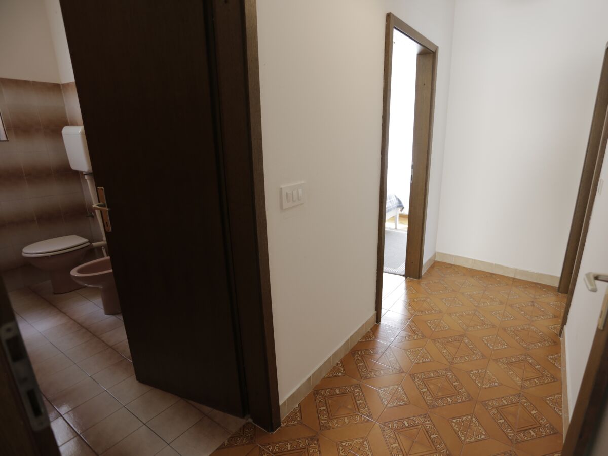 Apartment Two bedroom apartment with terrace Punat, Krk A-24811-a