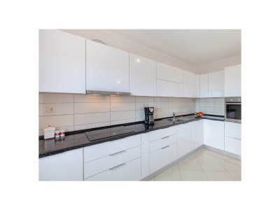 Holiday house Comfortable and spacious house with terrace and sea view Kaštel Lukšić, Kaštela K-24815 - Outdoor photo 23