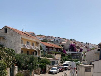 Apartment One bedroom apartment with terrace and sea view Hvar A-24926-a - Outdoor photo 11