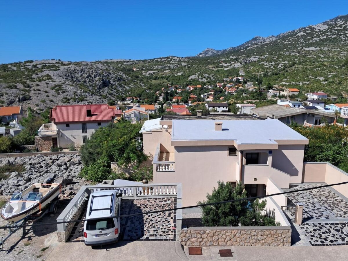 Apartment Two bedroom apartment with terrace and sea view Cesarica, Karlobag A-24941-a