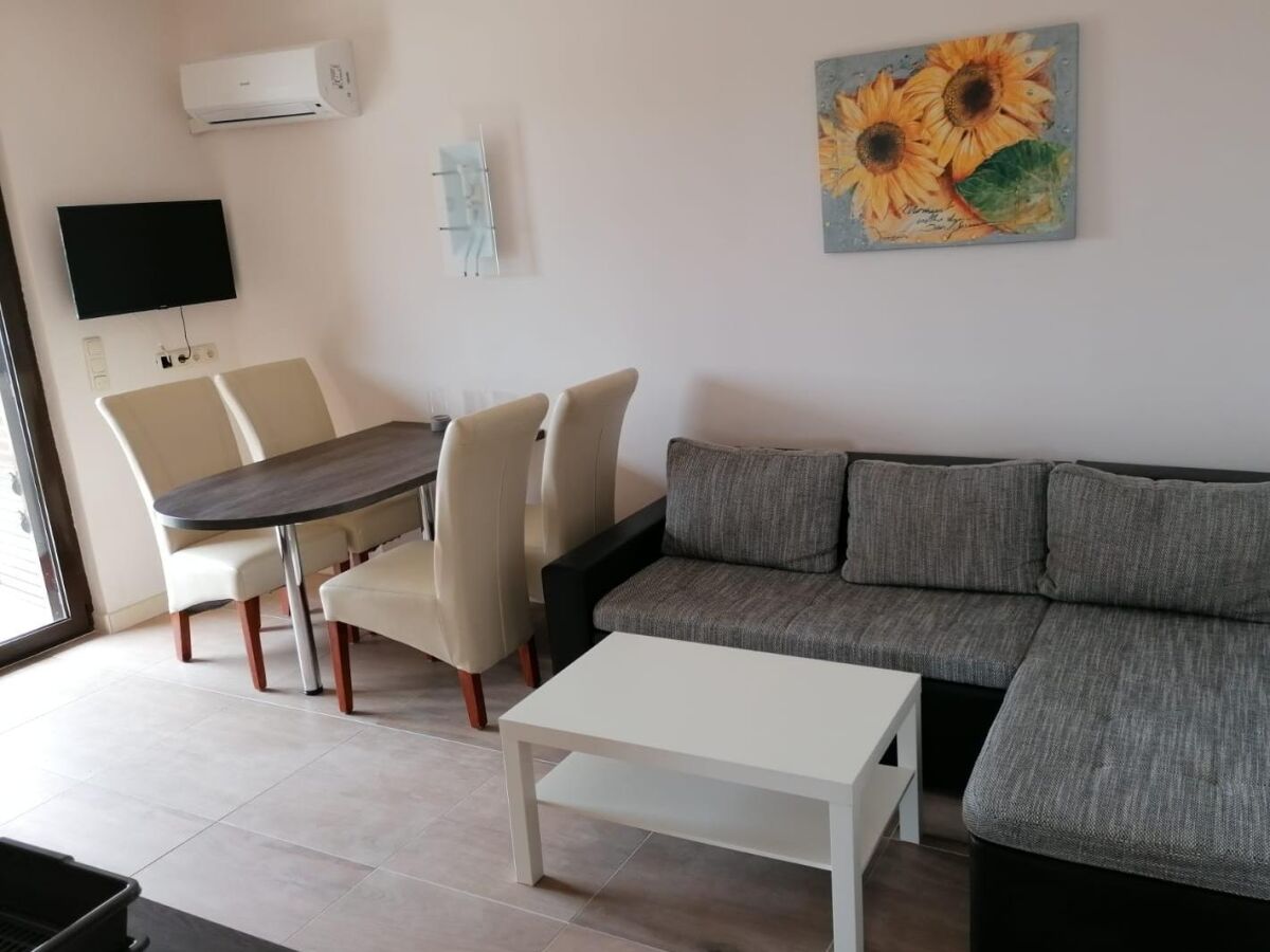 Apartment Two bedroom apartment with terrace and sea view Cesarica, Karlobag A-24941-a - Outdoor photo 3