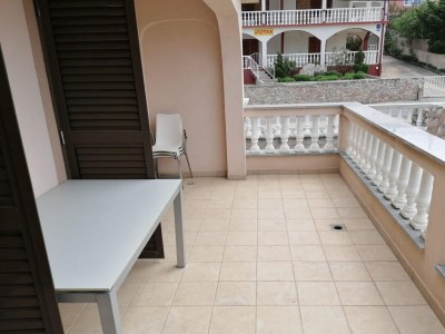 Apartment Two bedroom apartment with terrace and sea view Cesarica, Karlobag A-24941-a - Outdoor photo 9