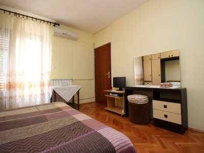 Holiday room with balcony Punat, Krk S-24848-a - Outdoor photo 2