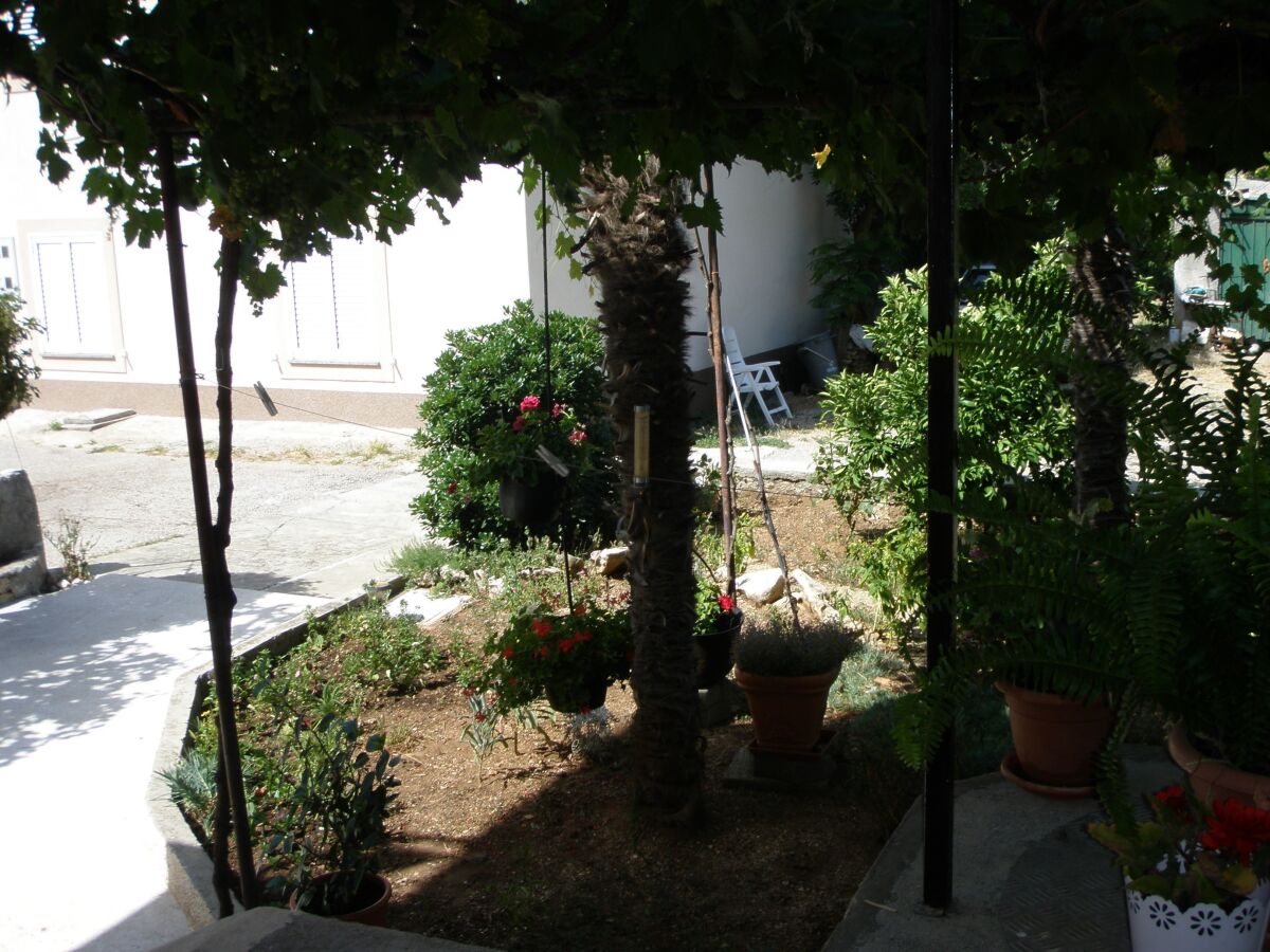 Apartment Two bedroom apartment with balcony Punat, Krk A-24849-a - Outdoor photo 3