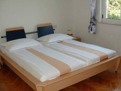 Apartment Two bedroom apartment with balcony Punat, Krk A-24849-a - Outdoor photo 8