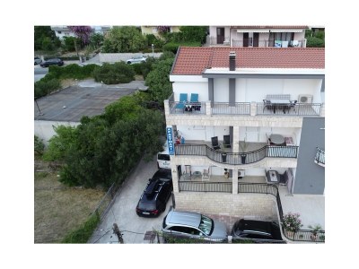Apartment One bedroom apartment with balcony and sea view Makarska A-21911-d - Outdoor photo 2