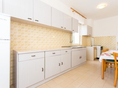 Apartment Three bedroom apartment with terrace Punat, Krk A-24852-a - Outdoor photo 10