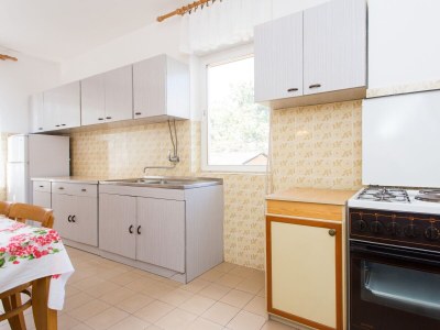 Apartment Three bedroom apartment with terrace Punat, Krk A-24852-a - Outdoor photo 11