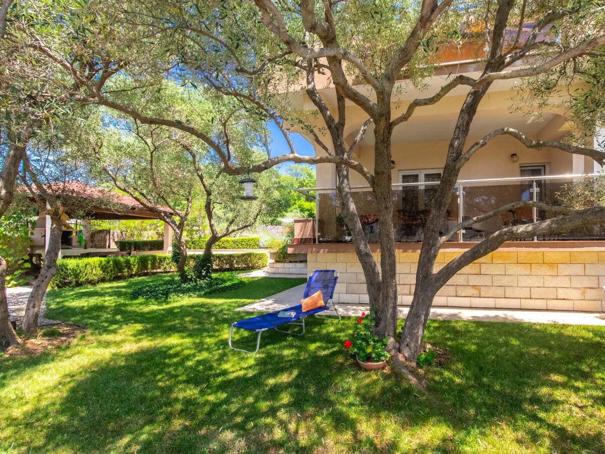 Apartment One bedroom apartment with terrace Punat, Krk A-24859-a - Outdoor photo 5