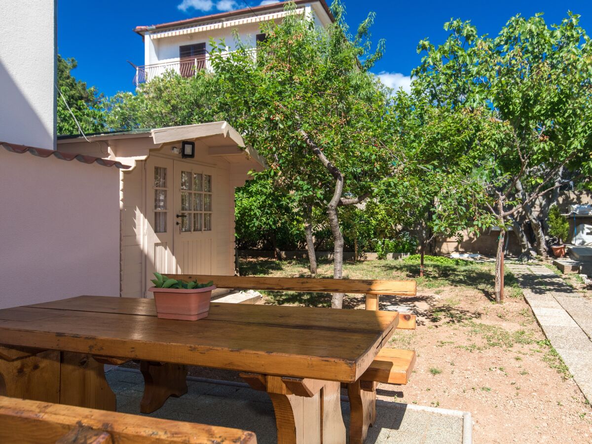 Apartment Two bedroom apartment with terrace Punat, Krk A-24864-a - Outdoor photo 4